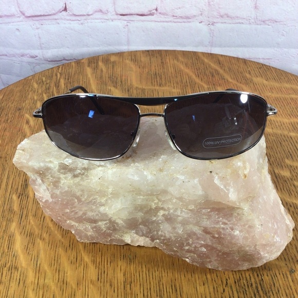 Silver Metal Frame Fashion Sunglasses - Picture 1 of 4